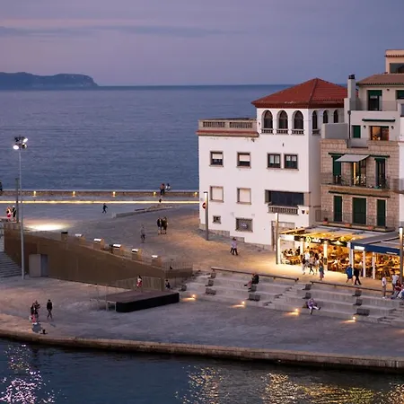 Διαμέρισμα Pis Amb Terrassa A La Escala L' Escala
